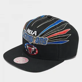 MITCHELL & NESS - Accessories - Chicago Bulls HWC 98 Champions Strapback - Black