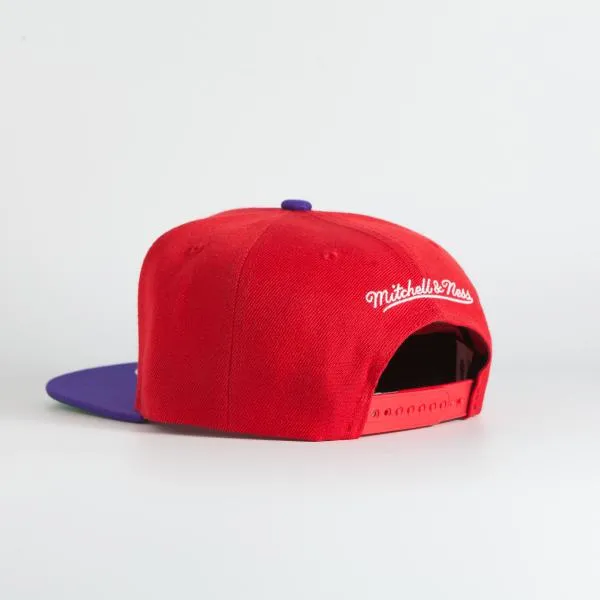 MITCHELL & NESS - Accessories - Toronto Raptors Basic Snapback - Red/Purple