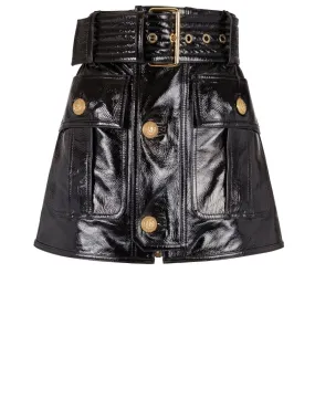 PATENT LEATHER BELTED SHORT SKIRT